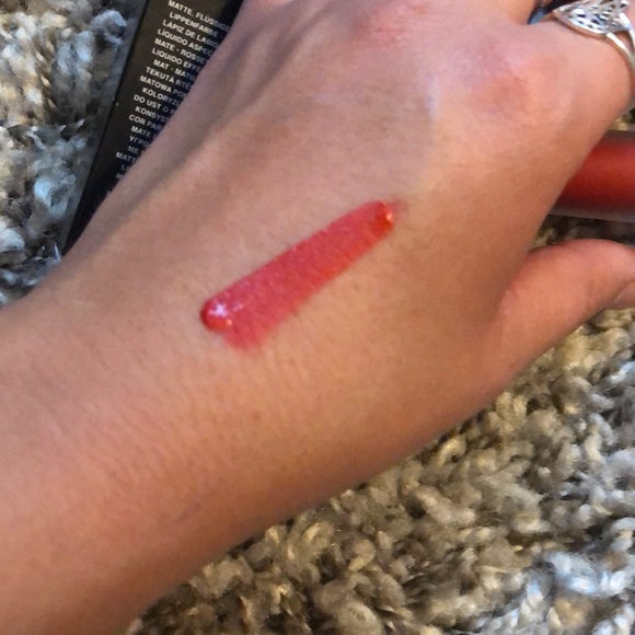 Matte lipstick 💄 - Picture 3 of 3